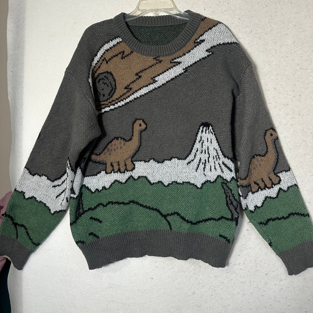 Manfinity Mens XL Dinosaur Volcano Meteor Graphic Knit Sweater Grey Crewneck